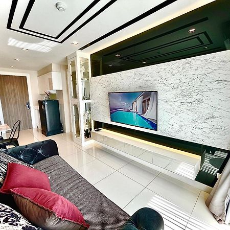 Ferienwohnung Deamber Bangsare Pattaya Bang Sare Exterior foto