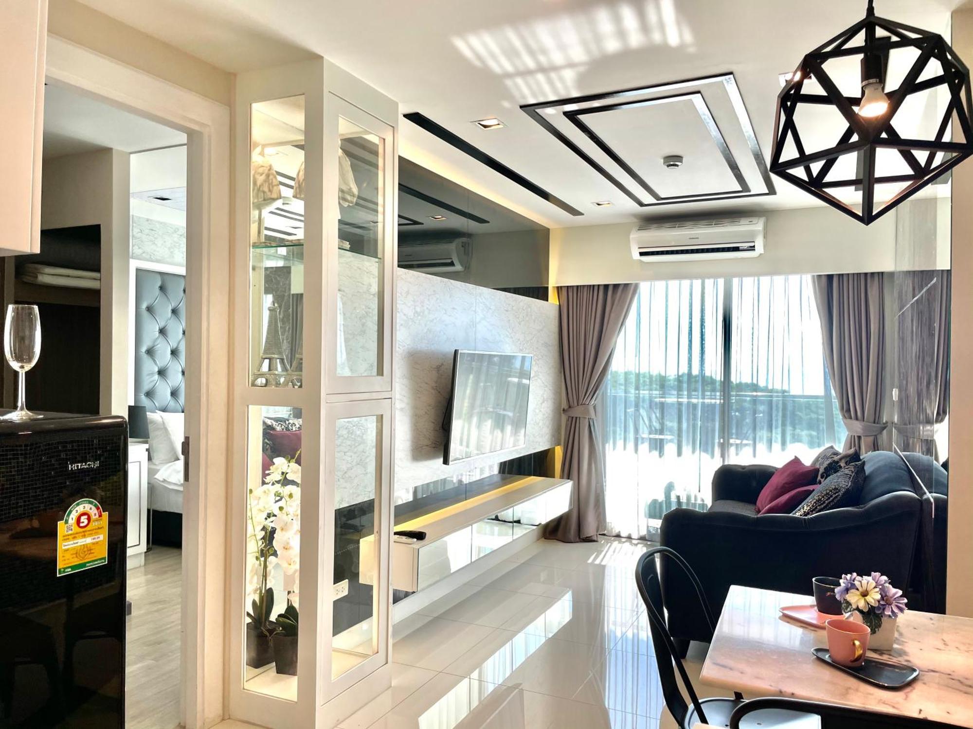 Ferienwohnung Deamber Bangsare Pattaya Bang Sare Exterior foto