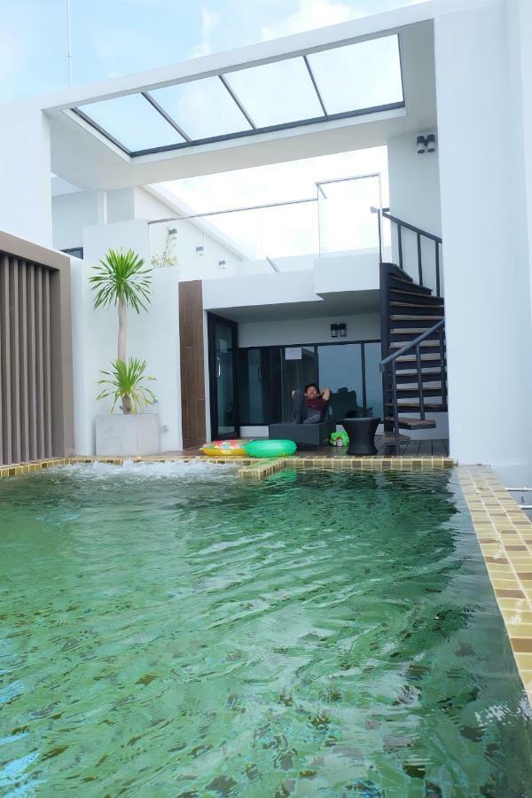 Ferienwohnung Deamber Bangsare Pattaya Bang Sare Exterior foto